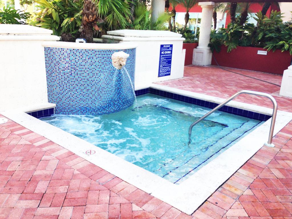 Miami Waterfront Apartments Sunny Isles Beach Exterior photo